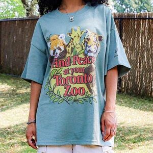 NWT *Unisex Peace Collective collab Toronto Zoo heavyweight tee